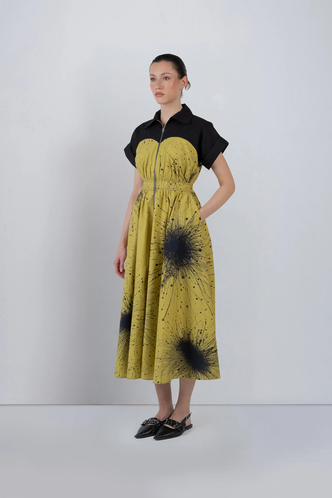 Cup Zipper Dress In Splatter Print