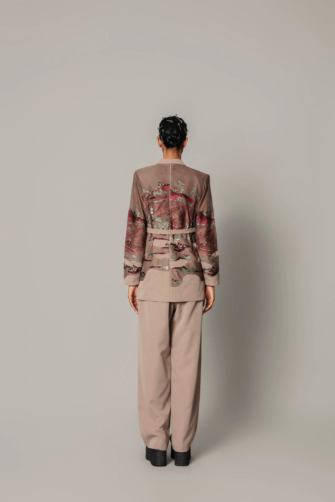 Brown hokusai embroidered coat set