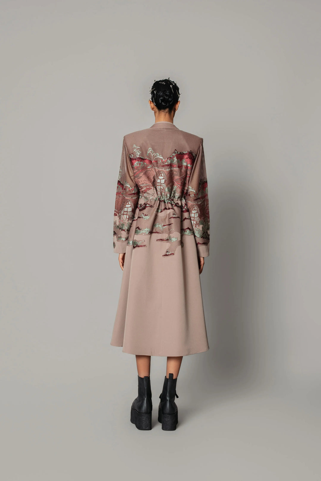 Brown hokusai embroidered long dress
