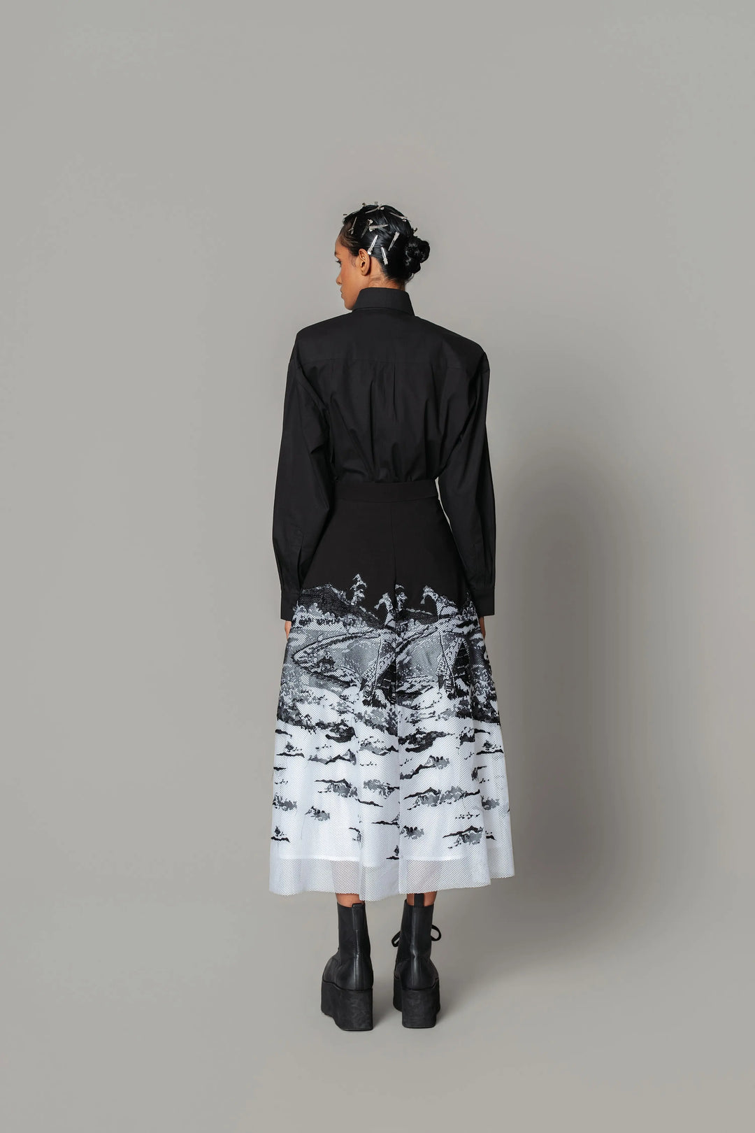 B&W hokusai embroidered Skirt