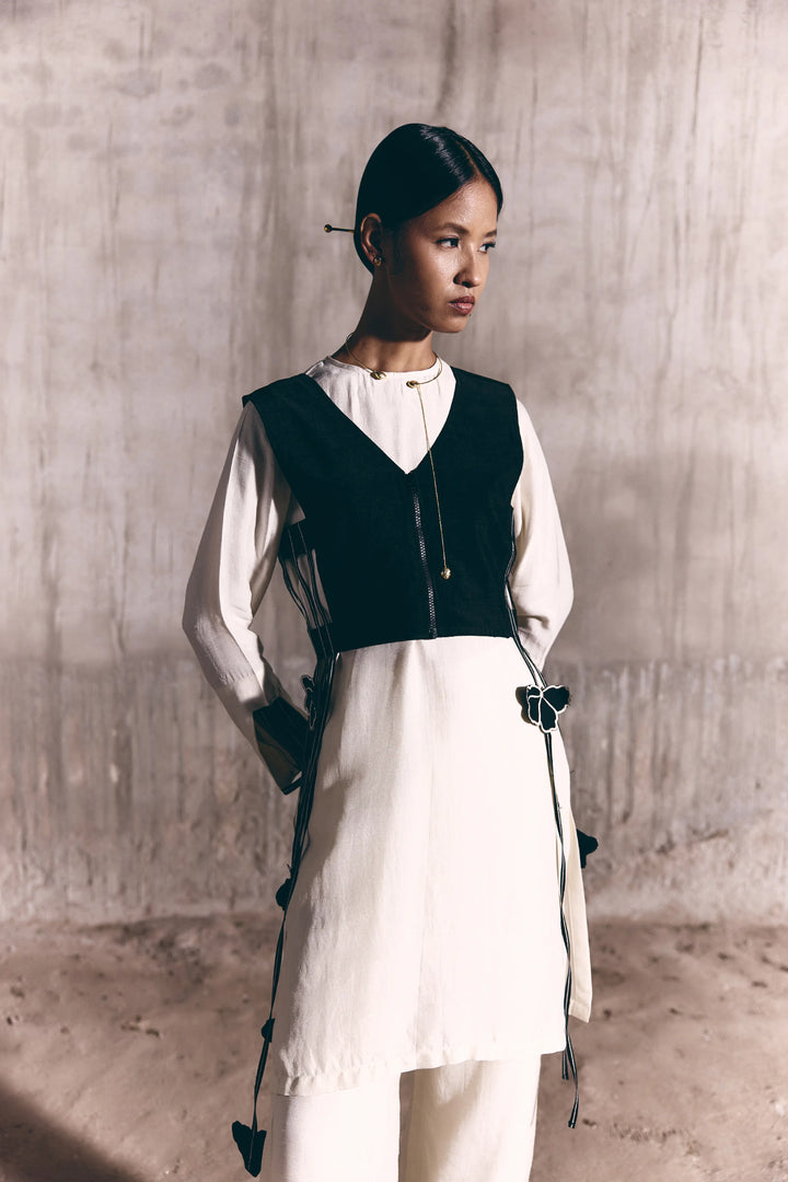 The Space Between - Anchor Bib