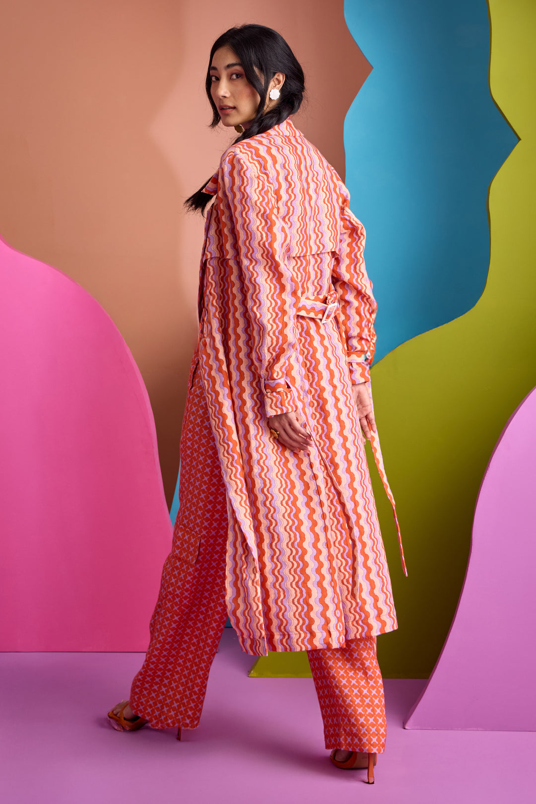 TRENCH COAT IN AURA