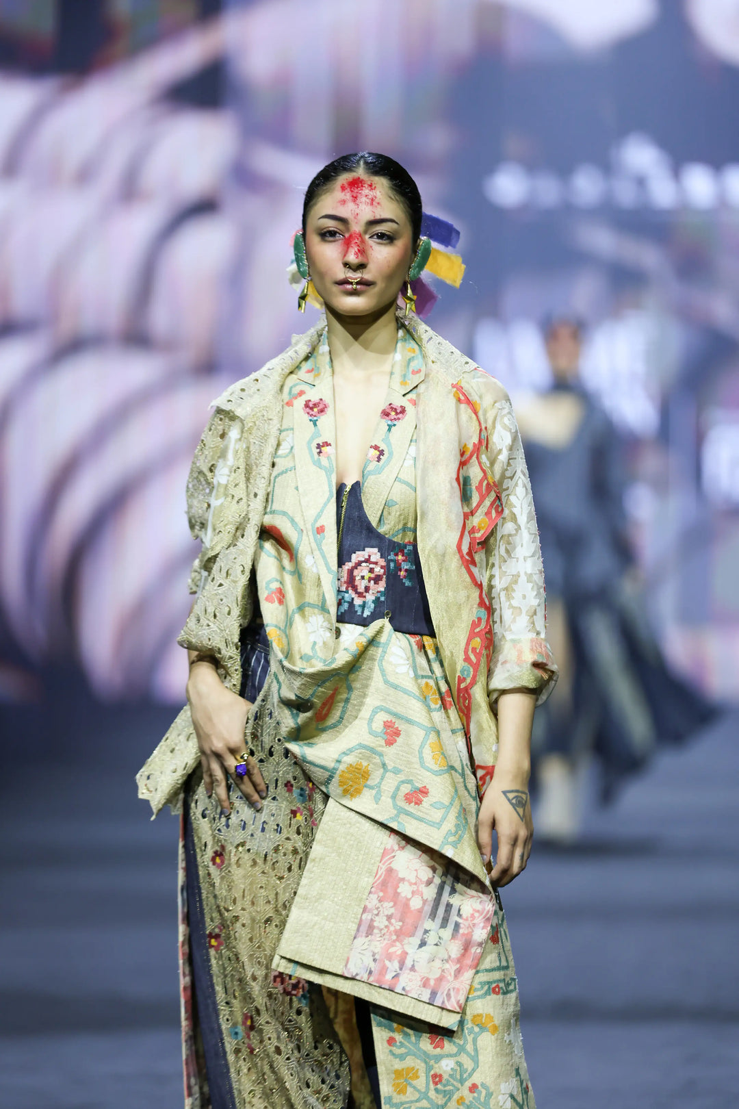 Long Emb Gold Jacket Combined With Emb Gold Short Trench + Emb Corset Belt + Emb Gold/Denim Barrel Fit Pants