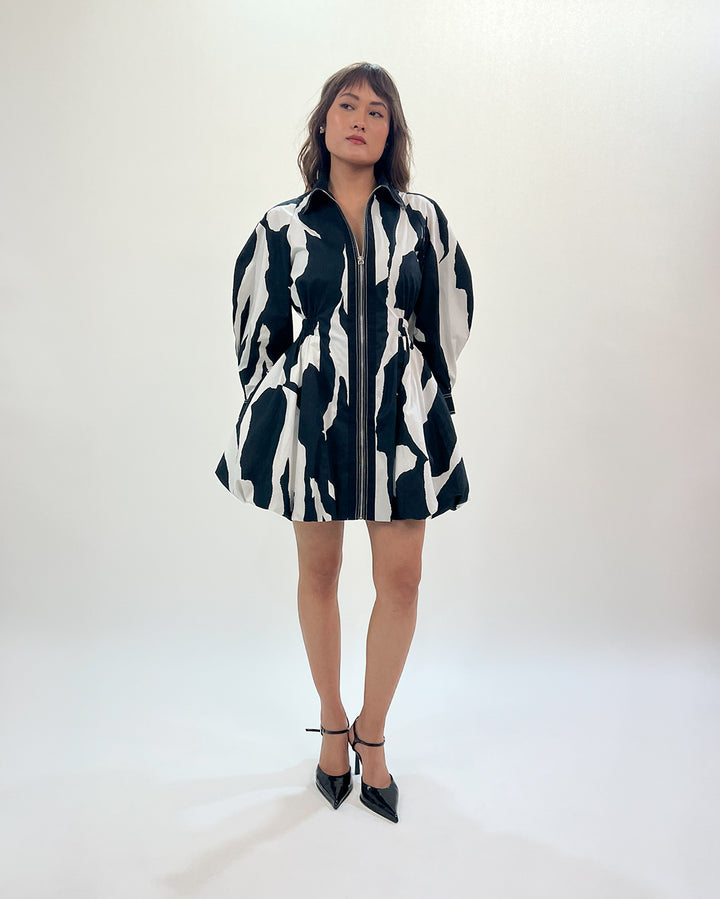 Stream cup zip dress
