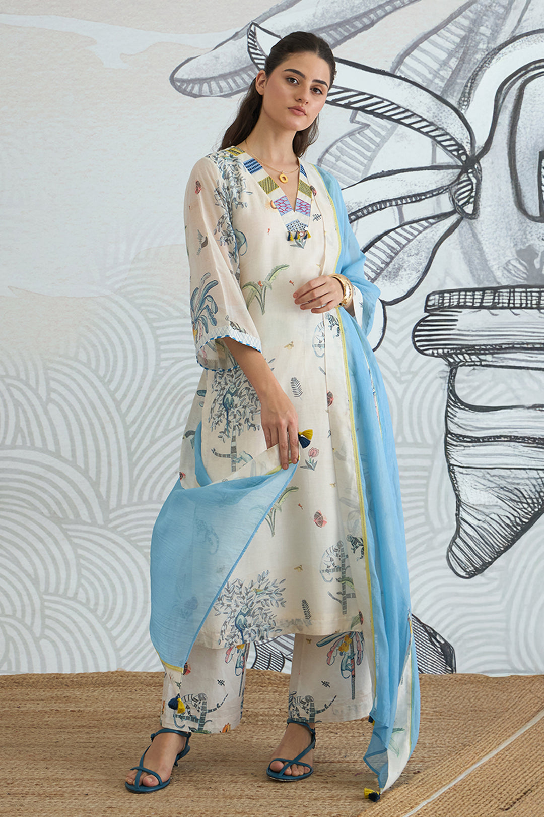 JUNGLE V-NECK KURTA SET