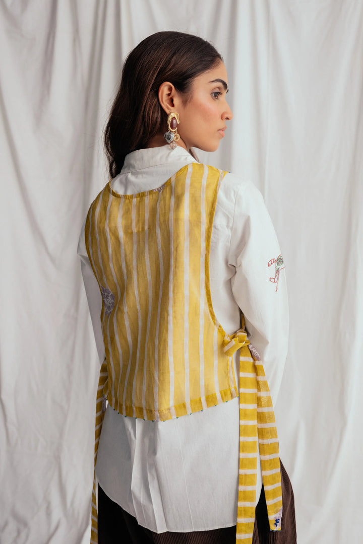 Dhoop Bib