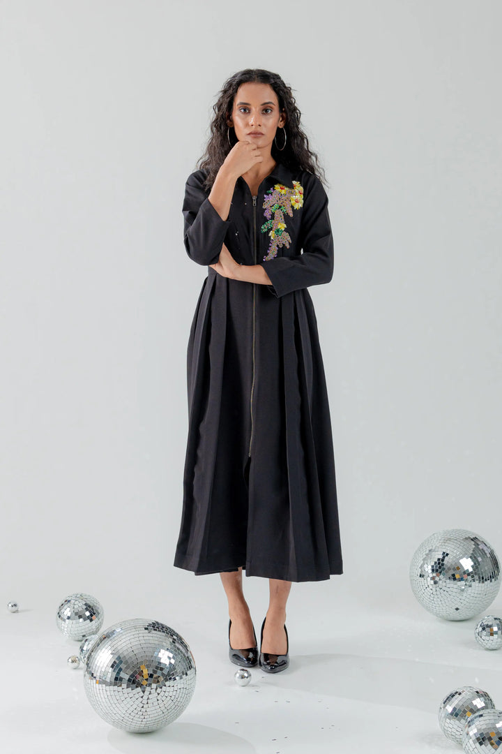 Niva Black