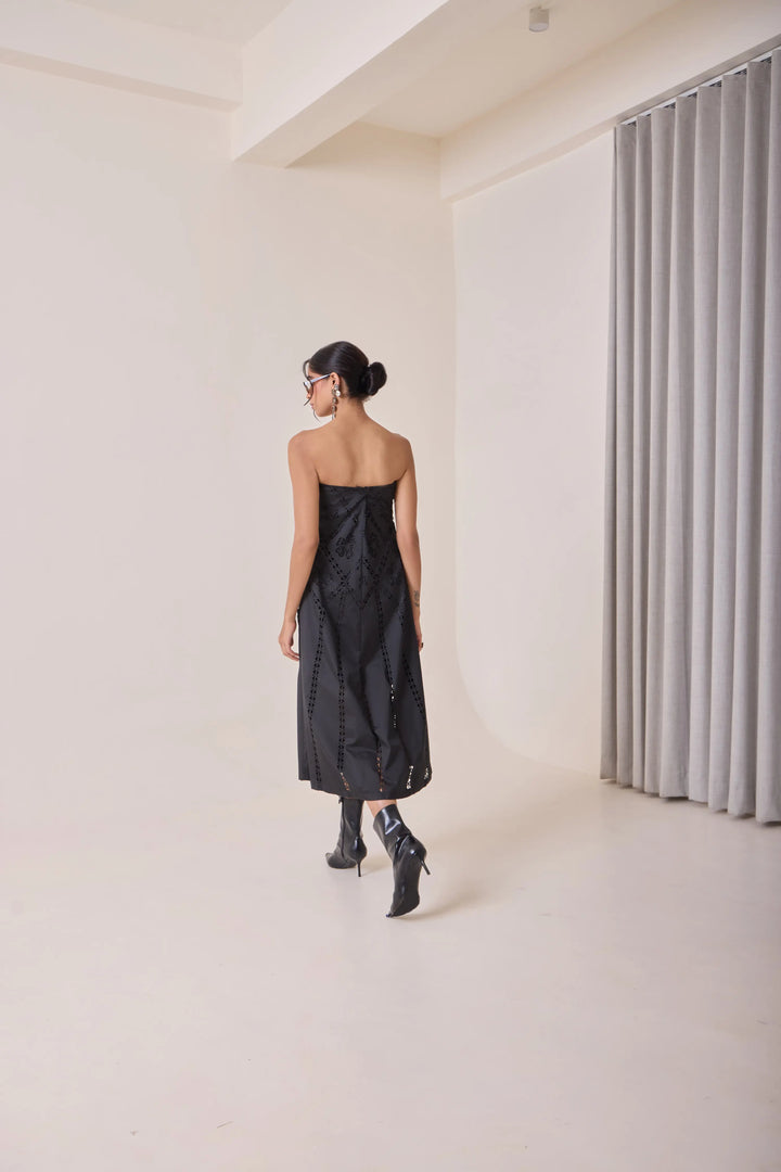 Noir Art-Cut Tube Dress