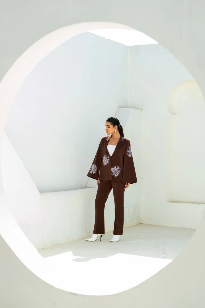 Brown Eclipse Spiral Cape Set