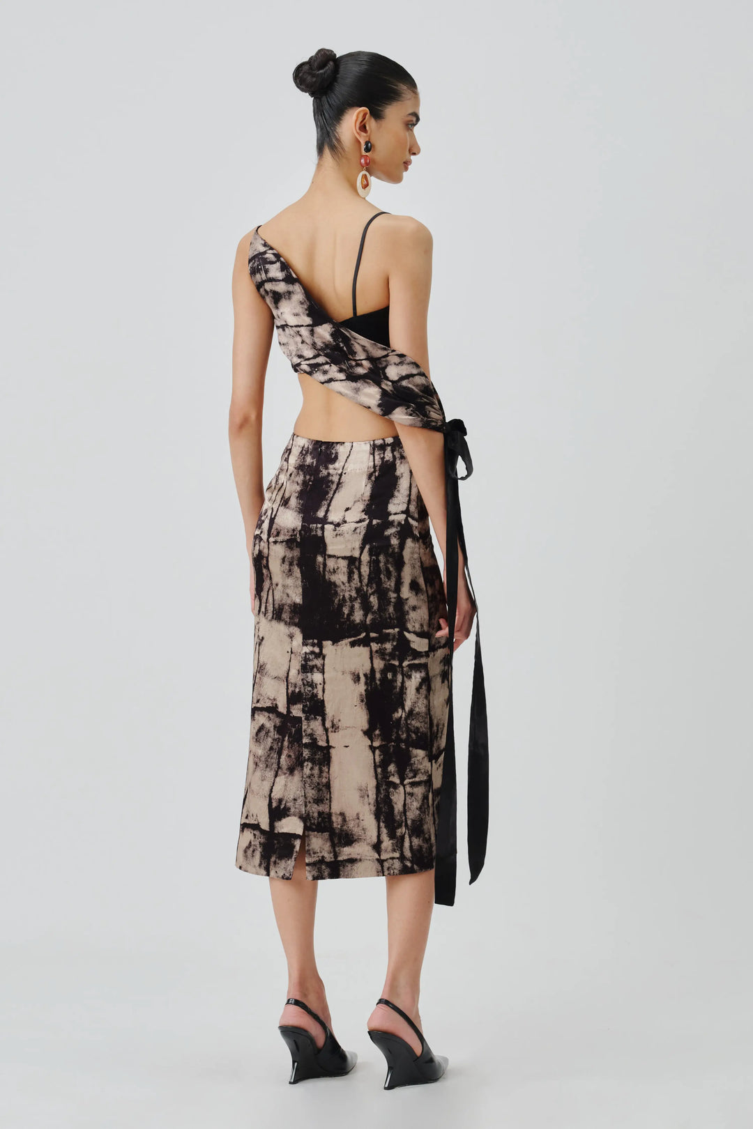 Monolith crop top