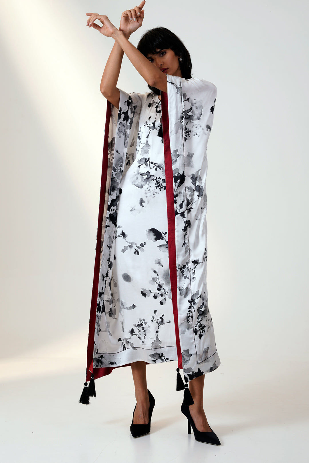 RUSTAQ - FLOWY KAFTAN SLIP