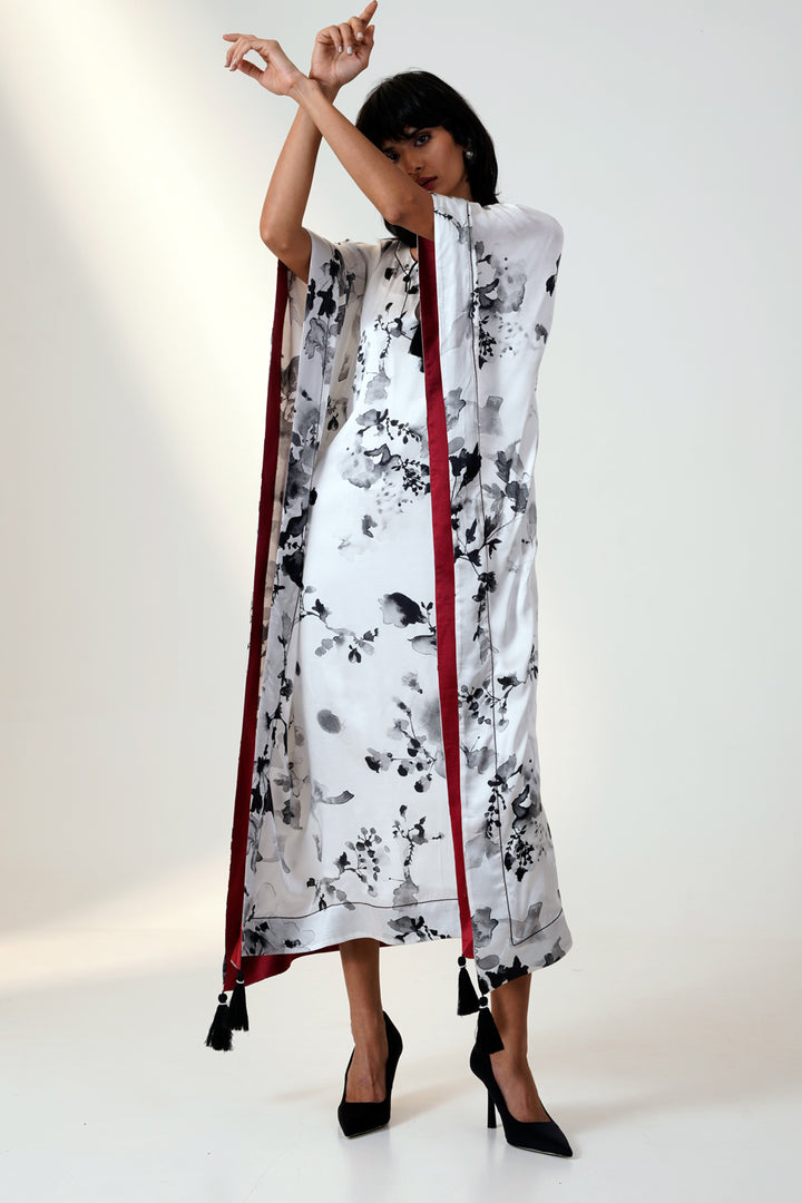 RUSTAQ - FLOWY KAFTAN SLIP
