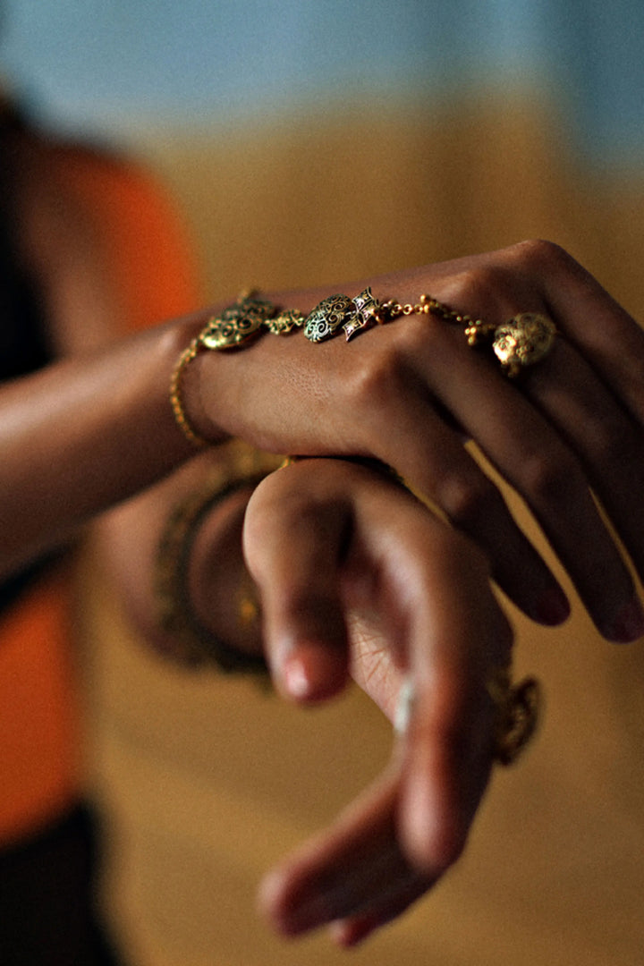 Thar Haathphool - Gold Oxide Finish