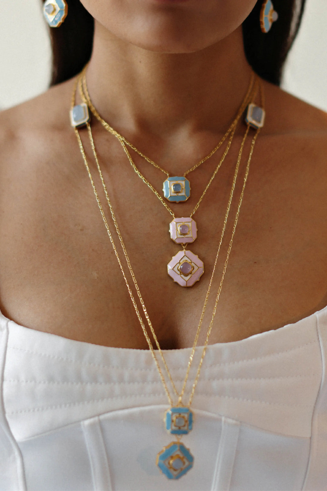 Deep dive necklace