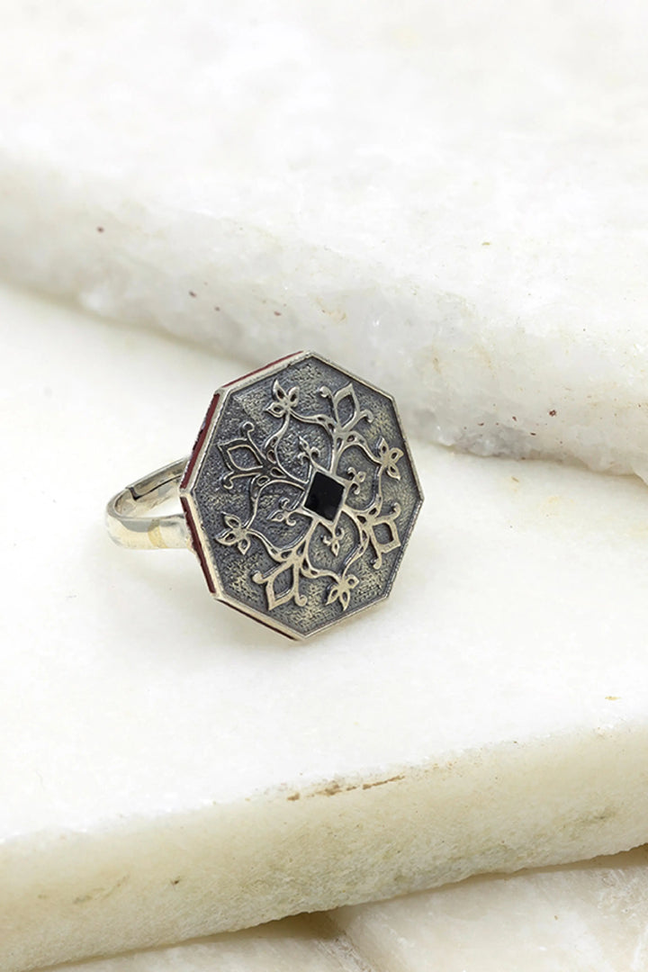 Goonj Tibari Ring - Silver Oxide Finish