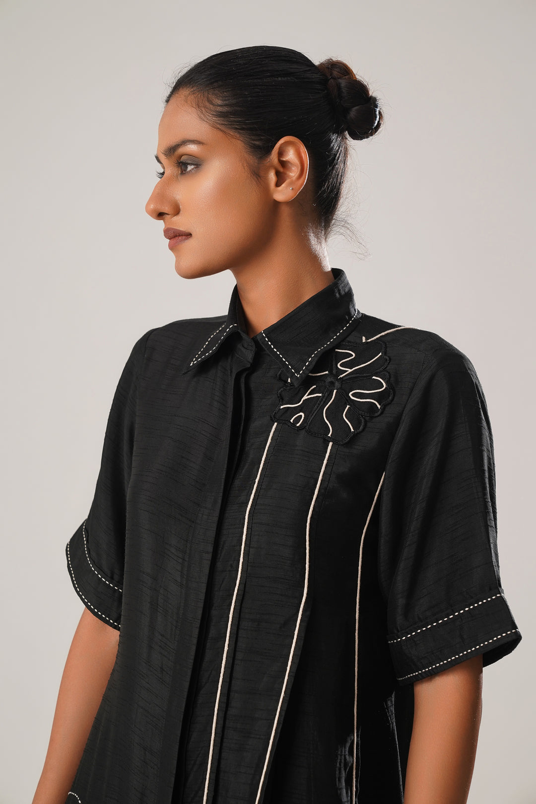 MJ PLEATED DRESS (BLACK)