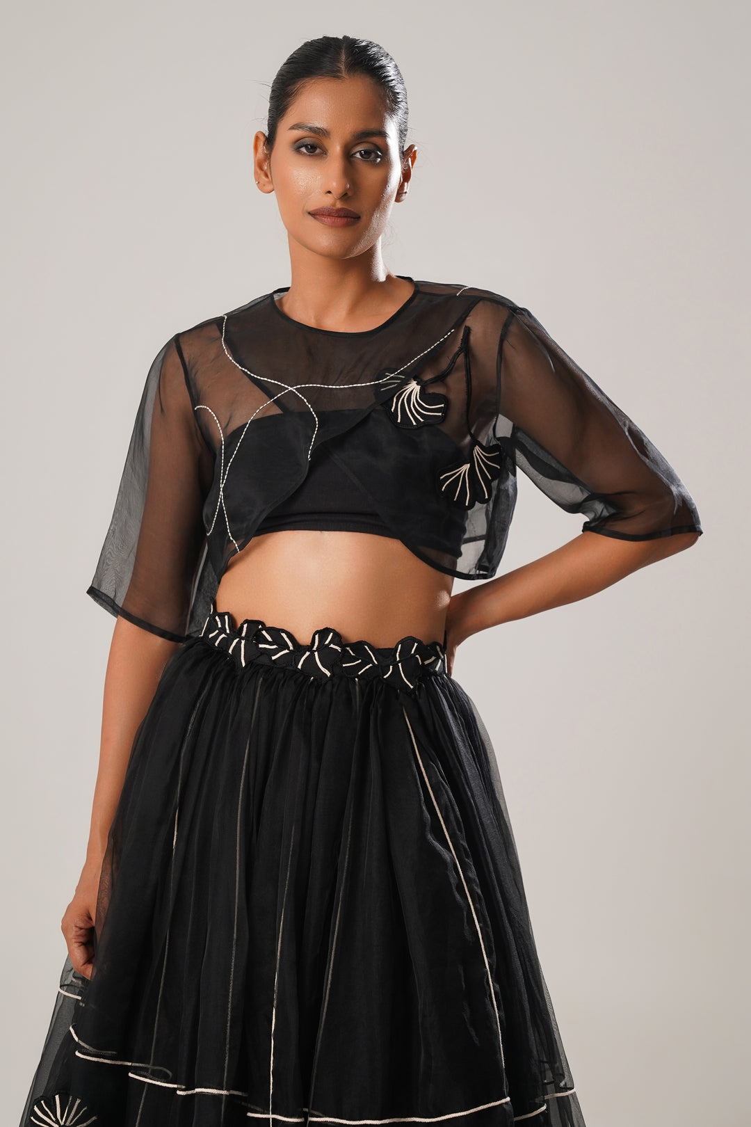 MJ ORGANZA OVERLAY