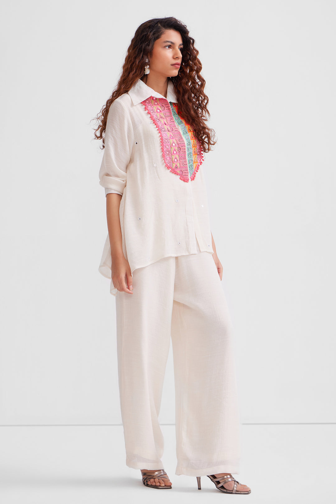 Multi-colored yoke twin set
