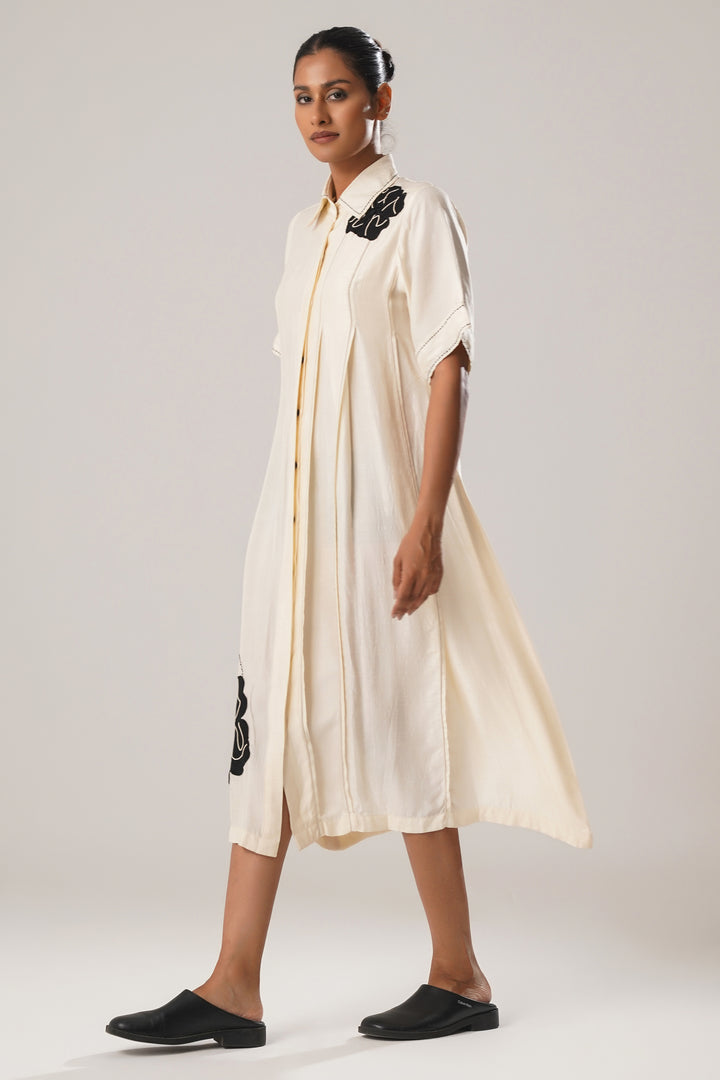 MJ PLEATED DRESS (WHITE)