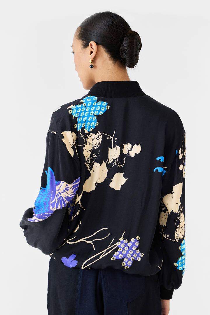 BLACK CRANE BOMBER
